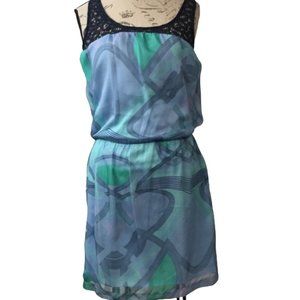 Collective Concepts 👗 Blue Lace Trim & Back Size M